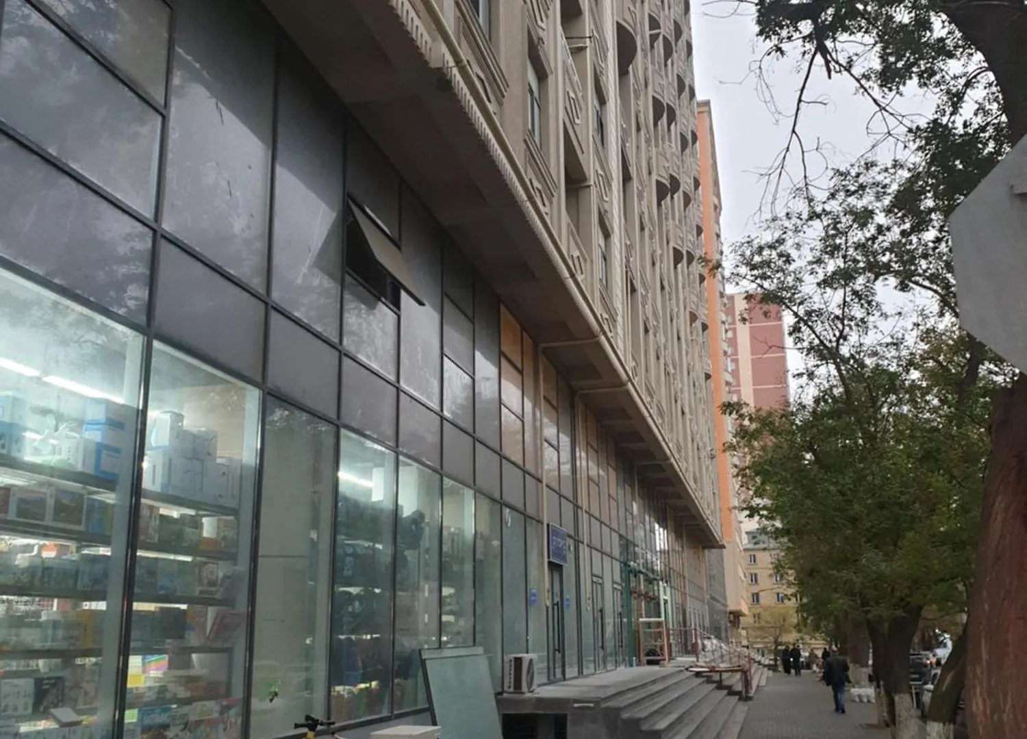 Appartement In The City Center Near Us Embassy Bakoe